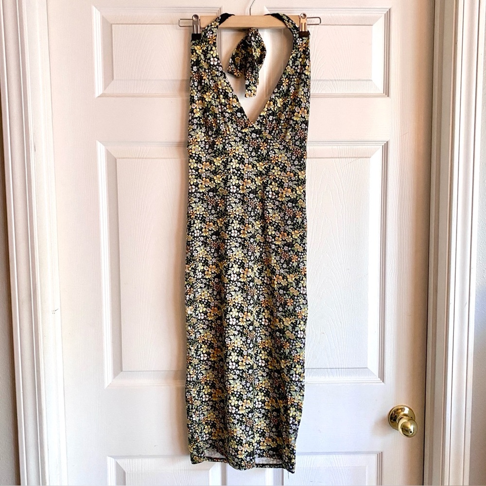 ' Forever21 ' Black Floral Print Halter Dress size m
